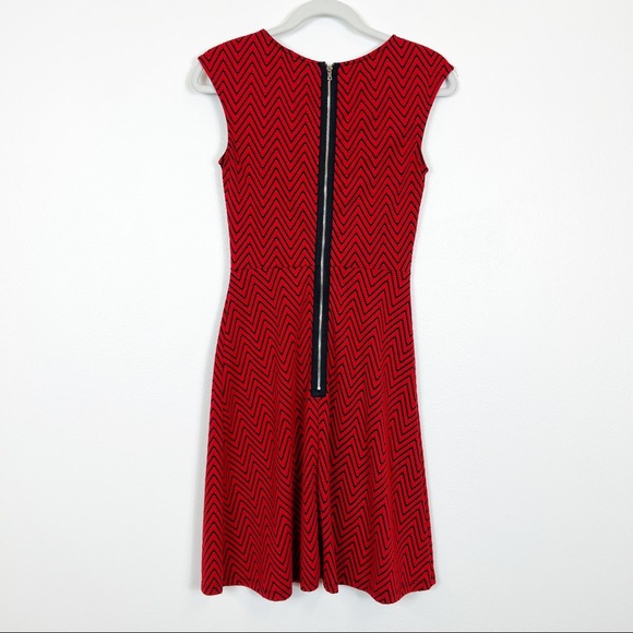 HAANI Sleeveless Knit Dress Red & Black Size Small - Picture 4 of 8